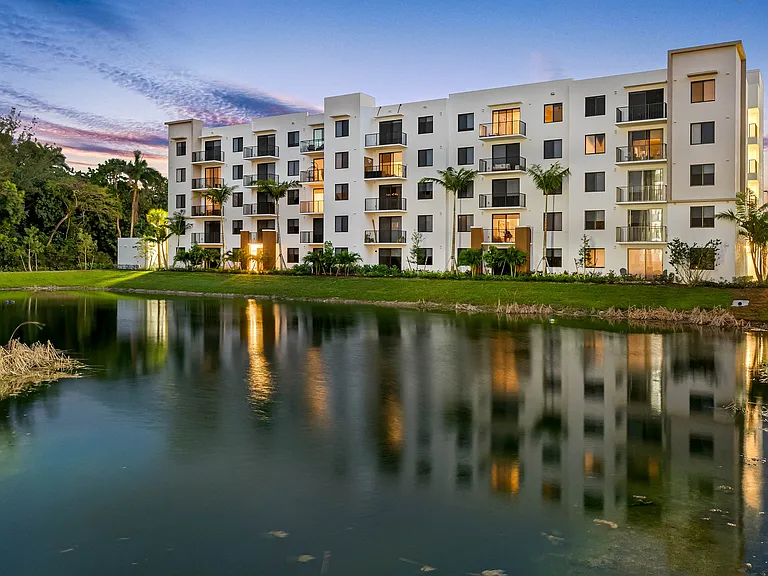 Caroline Golden Glades — Photo 33