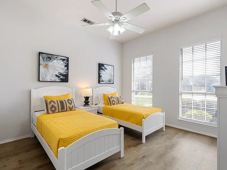 310 Chaparral Dr — Photo 13