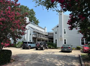 836 Harrington Ave APT 6, Norfolk, VA 23517