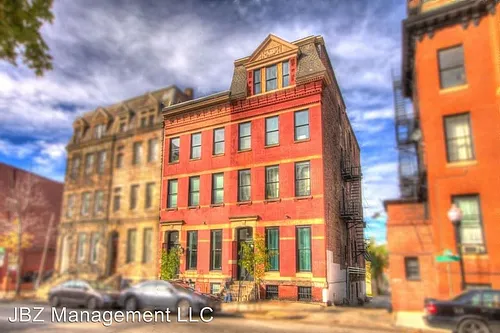 16 E Biddle St Photo 1