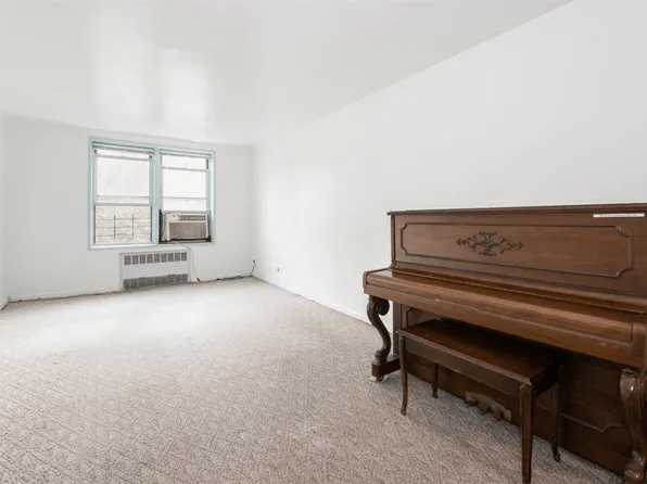 33-24 93rd Street #3L, Jackson Heights, NY 11372