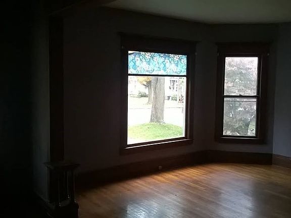 4th image of 73 E Genesee St
