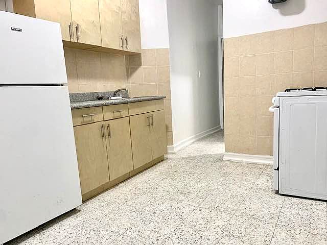 1st image of 550 W 174th St APT 3