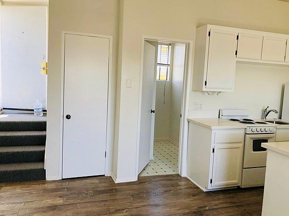 2nd image of 463 S Maple Dr APT 9