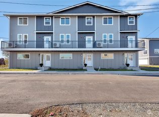 26830 94th Dr NW #C, Stanwood, WA 98292