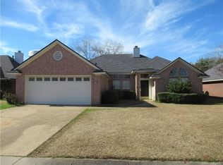 6016 Sandalwood Dr, Bossier City, LA 71111