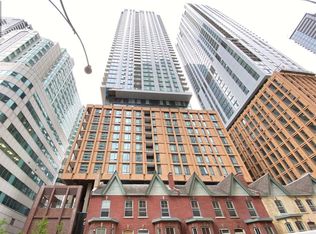 8 Widmer St #3308, Toronto, ON M5V 0W6