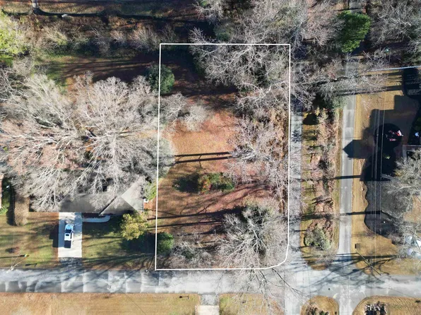 115 Willenhall Ln, Greenville, SC 29611