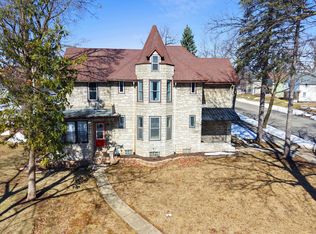 205 W 5th St, Kaukauna, WI 54130