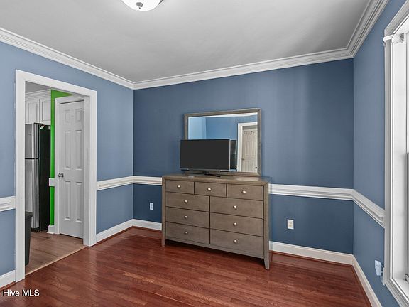 5th image of 4419 Surrey Meadows Drive