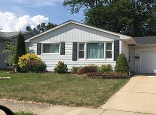 2718 Adelaide Ave, Waukegan, IL 60087