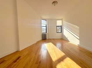 871 Onderdonk Ave #2R, Ridgewood, NY 11385