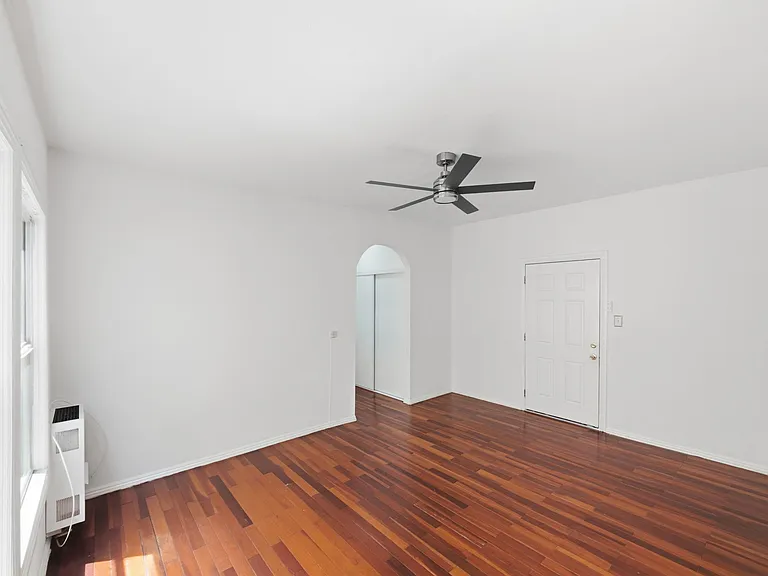 1427 N Kingsley Dr #108 — Photo 31