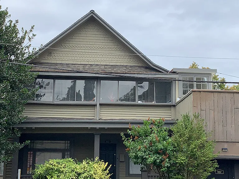 5657 Brooklyn Ave NE — Photo 21