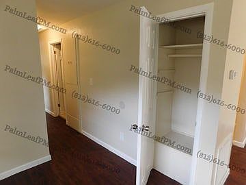 5th image of 1436 N Lincoln Ave