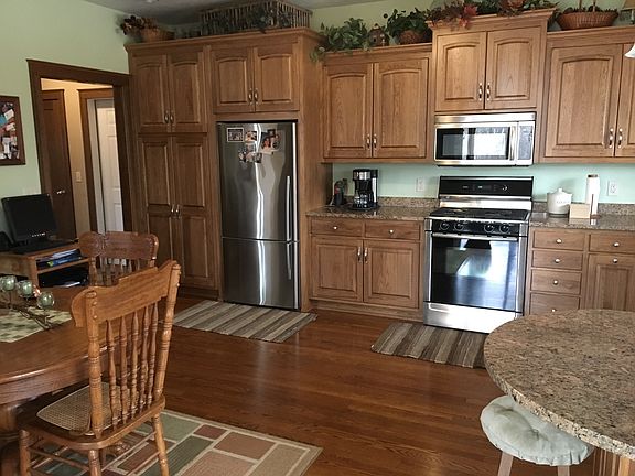 2nd image of 13536 Pleasant Dr
