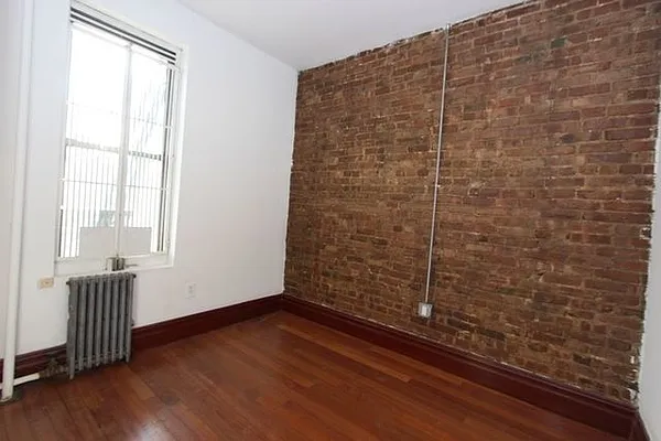 Rented by Compass | media 12