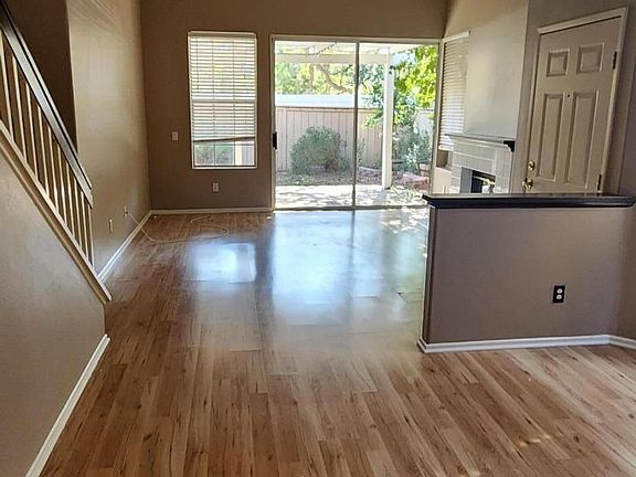 4th image of 345 Lugano Way