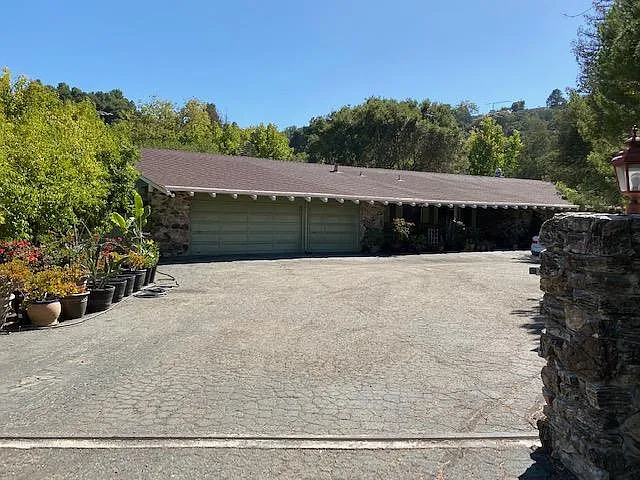 11000 Magdalena Rd photo 1