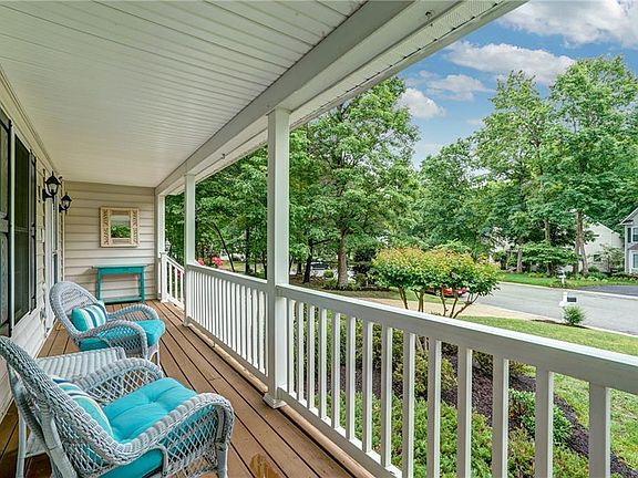 5th image of 10824 Hurley Ct