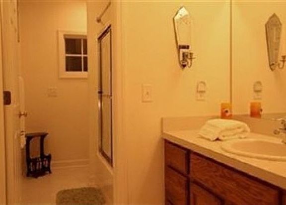 2nd image of 669 Monticello Place Ln #13