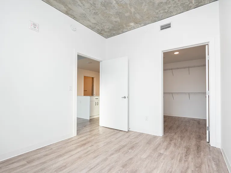 308 Colony St — Photo 9
