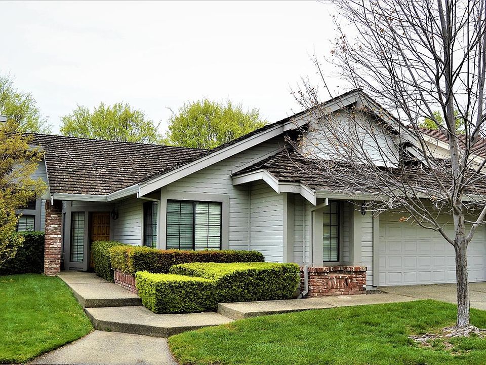 1st image of 402 Kingston Ct