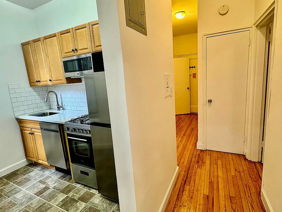 1st image of 321 E 66th St #4D