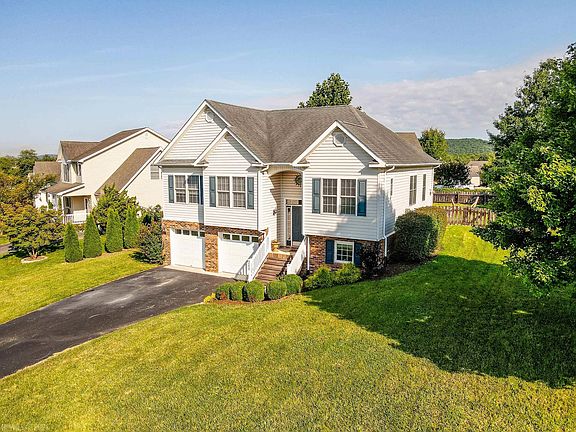 3rd image of 260 Meadow Dr