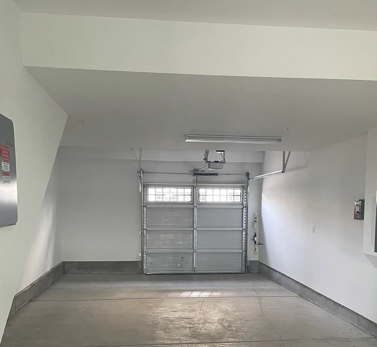 3 bed, 1320 sqft, $4,800 — Photo 3