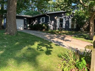 5338 N Stephen Dr, Peoria, IL 61615