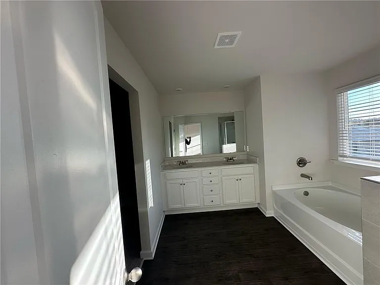45 Pineview Dr — Photo 11