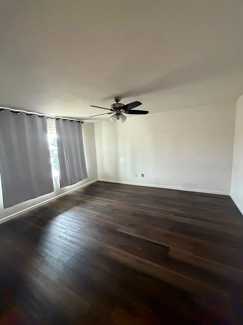 Large Home on Large Lot — Photo 3