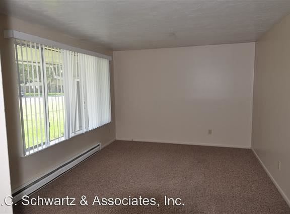 5th image of 2909 E Rockwell Ave