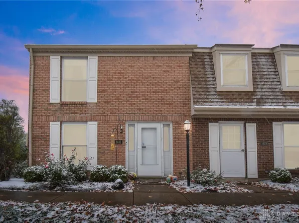 1431 Crown Point Ct, Dayton, OH 45434