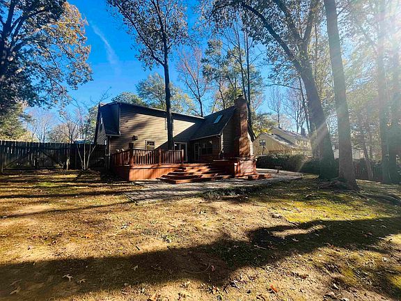5th image of 2419 Windy Oaks Dr