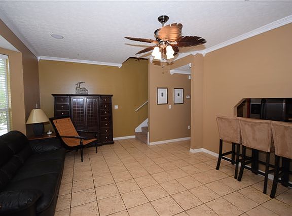 4th image of 57 Chatelaine Cir SE