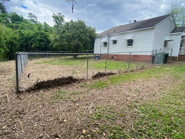 4329 Old Macon Rd — Photo 2
