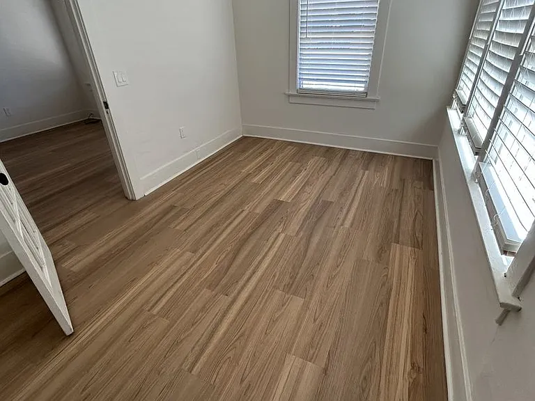 261-263 S C St #405-407 — Photo 7