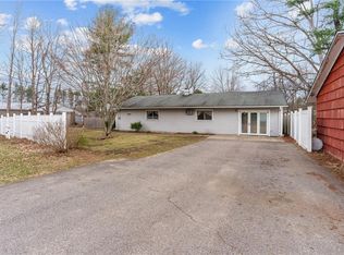 16 Paige Dr, Coventry, RI 02816