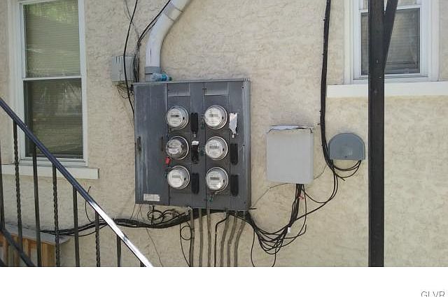 2nd image of 628 N 6th St