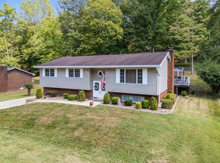 5450 Shawnee Dr, Huntington, WV 25705
