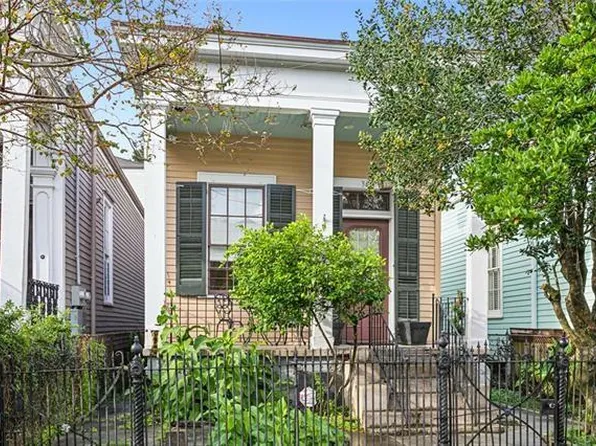 3451 Constance St, New Orleans, LA 70115