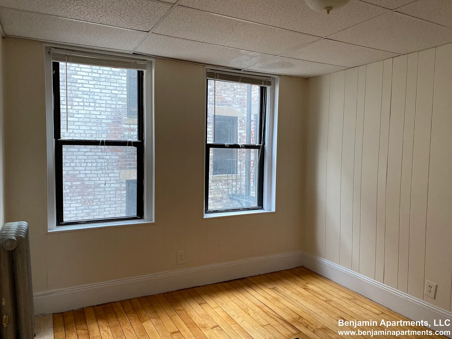 433 Cambridge St — Photo 2