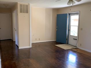 624 S Front St, Salina, KS 67401