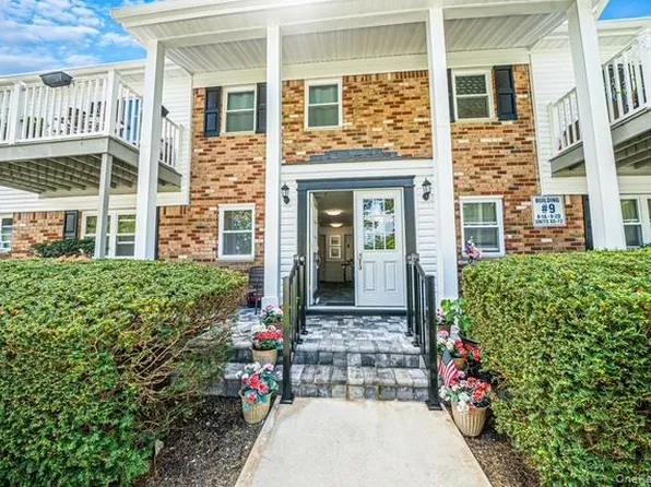 260 Waverly Avenue #72, Patchogue, NY 11772