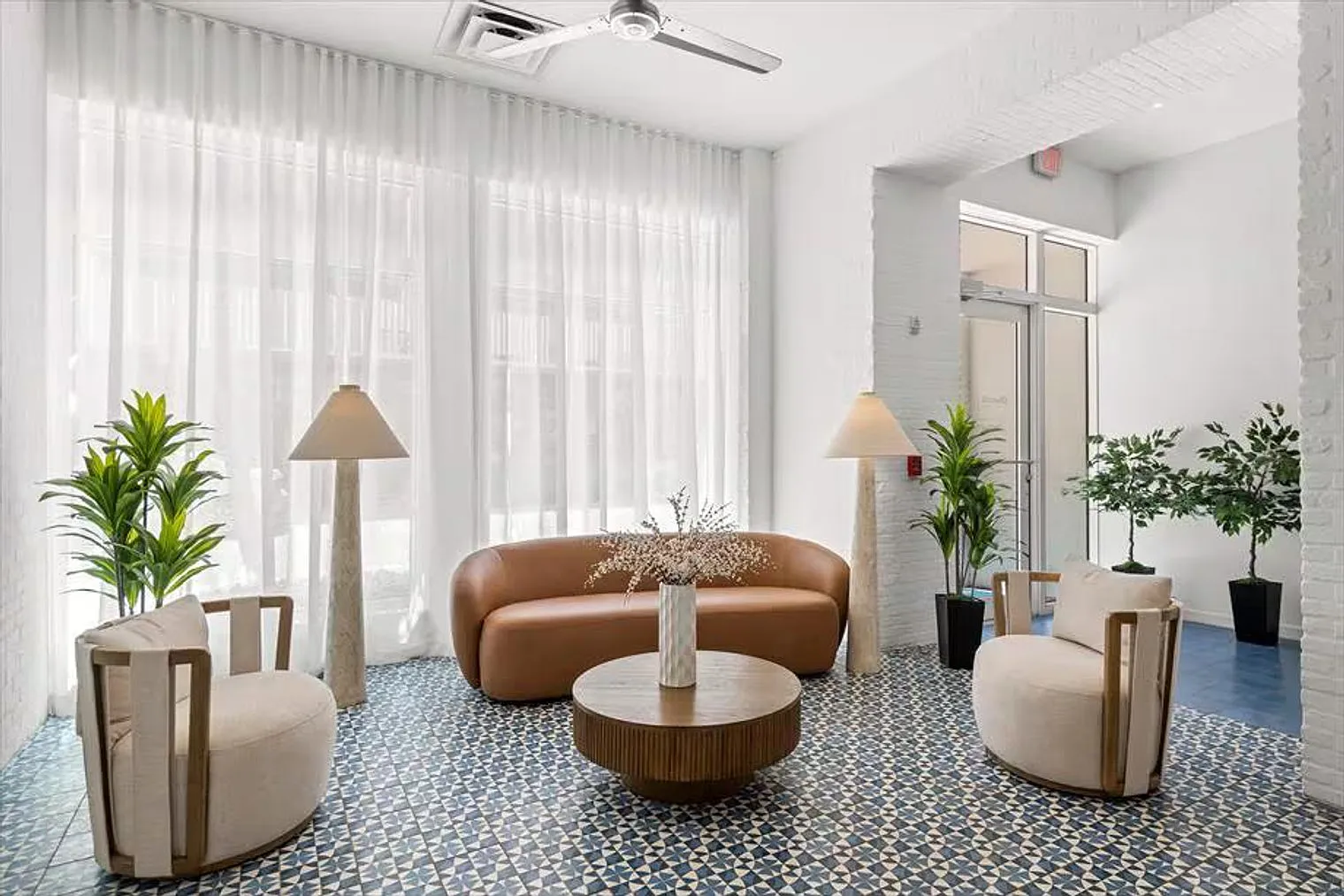 Studio, 1.0 bath, 355 sqft, $6,660 — Photo 1