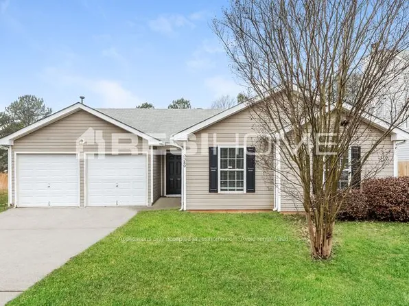 5380 Sand Bar Ln, Atlanta, GA 30349