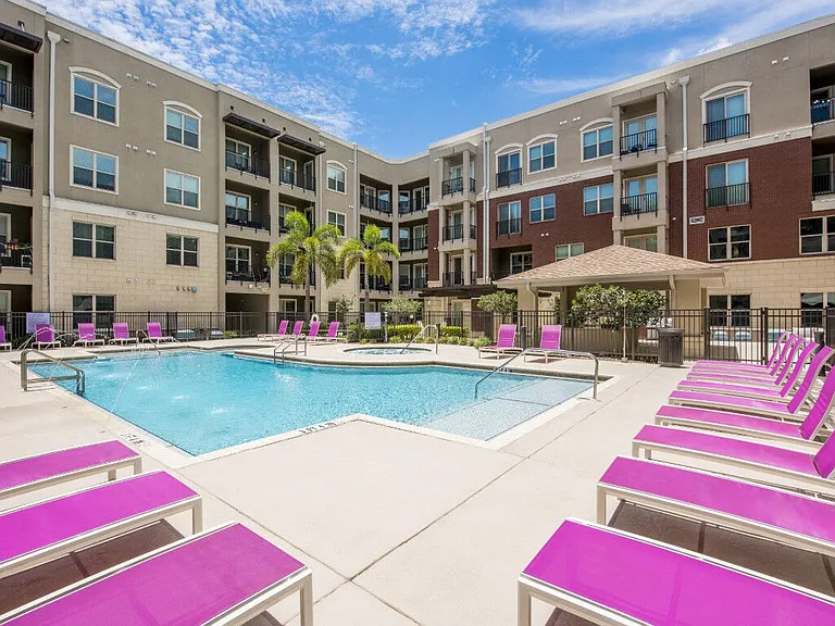 Varela Westshore Apartments — Photo 6