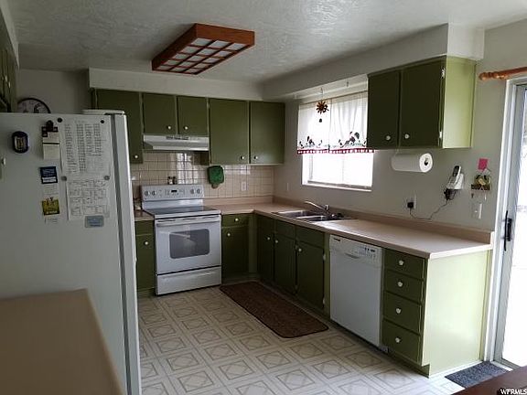 3rd image of 5222 S Queenswood Dr